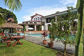 Hotel Gloria Coroico