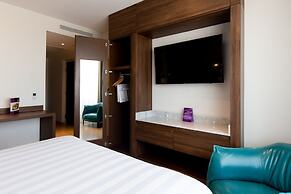 HS HOTSSON Hotel Irapuato
