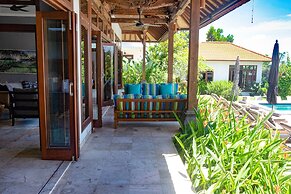 Lebah Villas