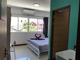 Bedbox Guesthouse & Hostel