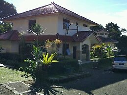 Villa Sabrina Bumi Ciherang