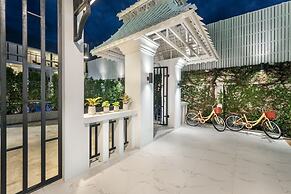 Ai Pai Hotel