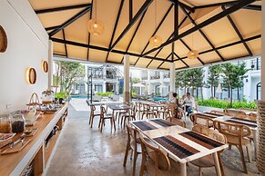 Ai Pai Hotel