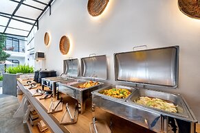 Ai Pai Hotel