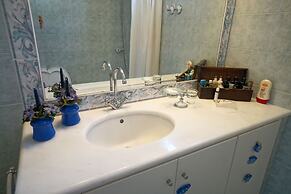 Seafarer's Suite