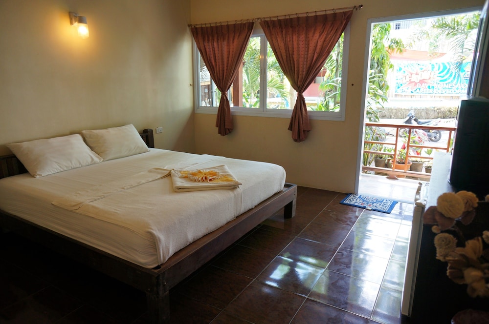 Silver Sands Beach Resort