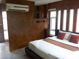 Silver Sands Beach Resort