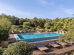 Vallegrande Nature Resorts