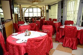 Nemax Royal Hotel