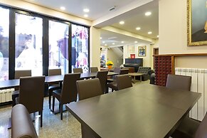 Sterling Hotel