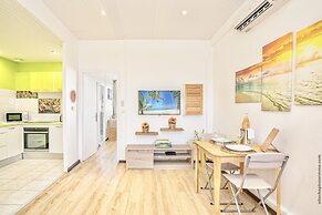 Foyal Suites
