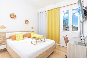 Foyal Suites