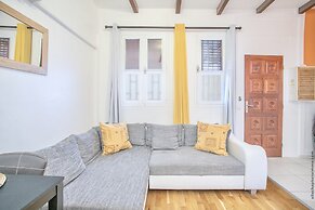 Foyal Suites