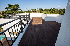 Libentia Hotel & Pool Villa