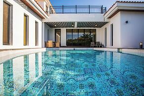 Libentia Hotel & Pool Villa