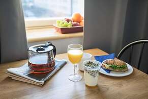Biz Apartment Solna