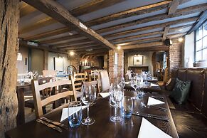The Ostrich Inn