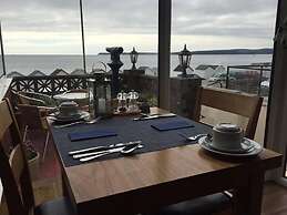 Channel View Hotel