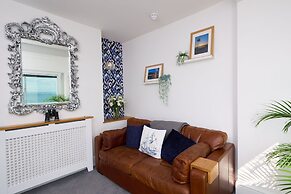 Channel View Hotel