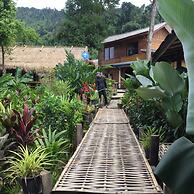 Phoxay Ngam Resort