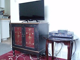 Canora Cozy Cottage