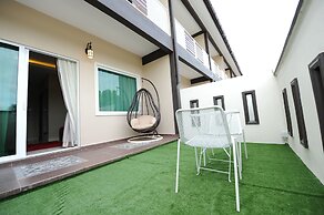 Destini Akef Villa