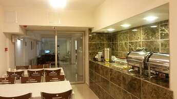 Dort Mevsim Suit Otel