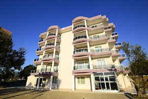 Dort Mevsim Suit Otel