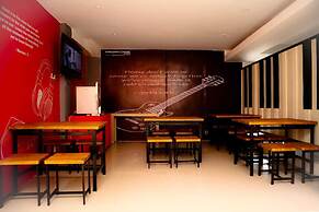 Front One Inn Sidoarjo