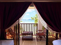 Doublegem Beach Resort and Hotel