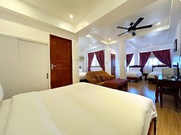 Doublegem Beach Resort and Hotel