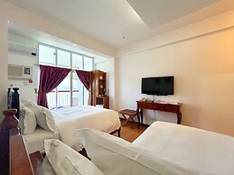 Doublegem Beach Resort and Hotel