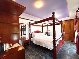 Doublegem Beach Resort and Hotel