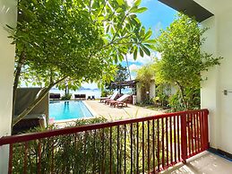 Doublegem Beach Resort and Hotel