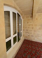 Paulos Valletta