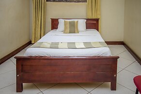 Tiptone Hotel