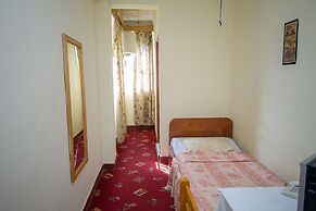 La Grand Chez Johnson Hotel Muyenga