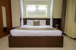 Pinecone Hotel