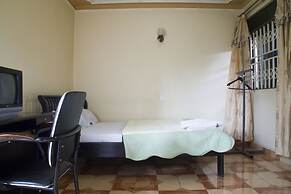 Rays Hotel