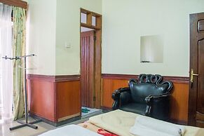 Rays Hotel