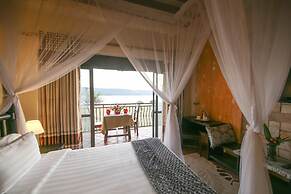 Victoria Forest Resort