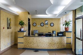 Oxford Royal Hotel
