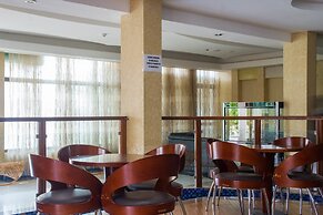 Oxford Royal Hotel