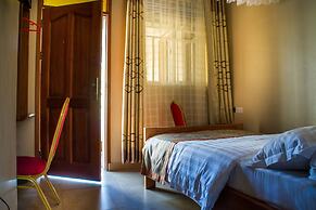 Jinja Safari Hotel