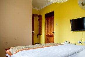 Jinja Safari Hotel