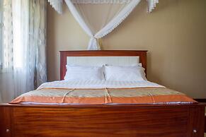 Jinja Safari Hotel