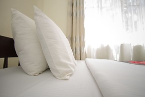 Jinja Safari Hotel