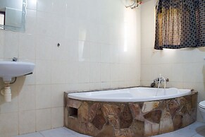 Jinja Safari Hotel