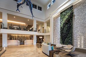 Hutchinson Shores Resort & Spa
