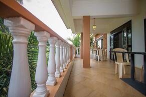 Hibis Hotel